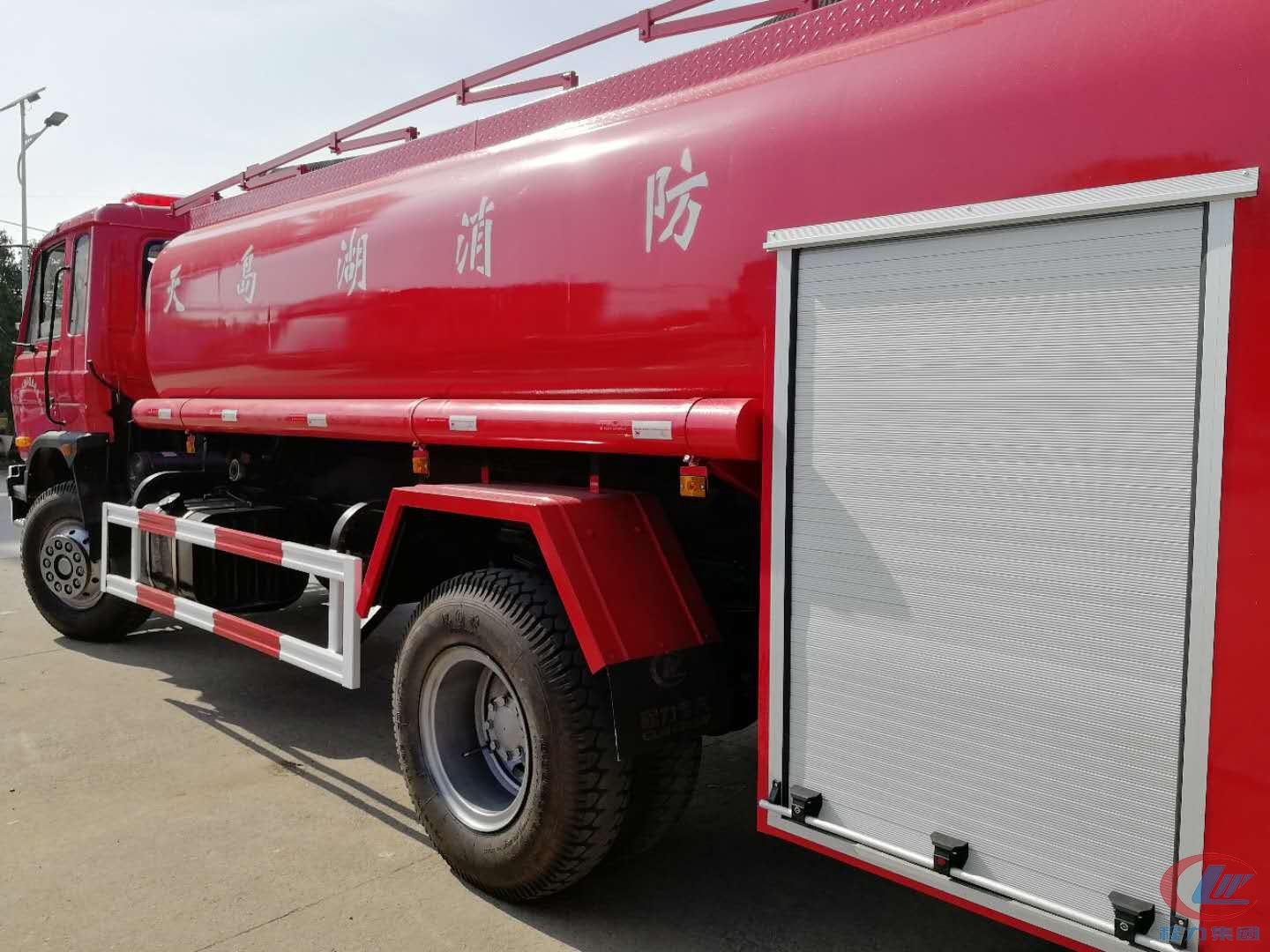 東風(fēng)145灑水車